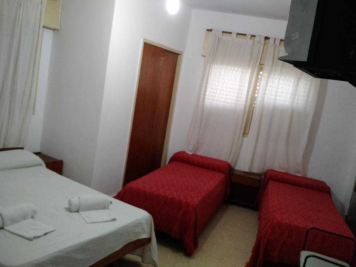 Hotel Hebron Termas de Río Hondo Buitenkant foto